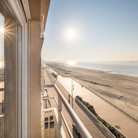 Neva Cinq Апартаменты *